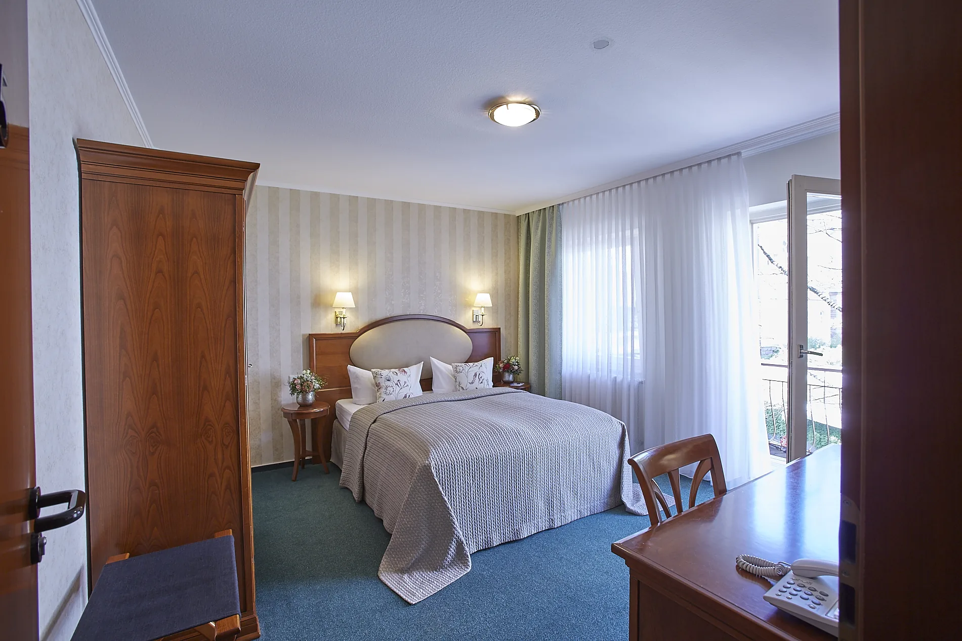 Balkonzimmer Hotel Beek Baden-Baden – Vorschau 3